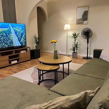 Vonn In Centre Apartment